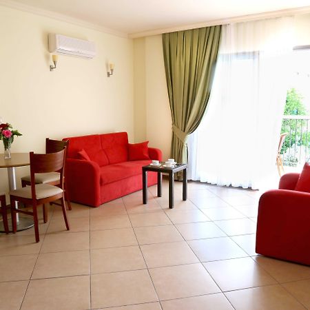 מרמריס Club Karakas Apart Otel מראה חיצוני תמונה