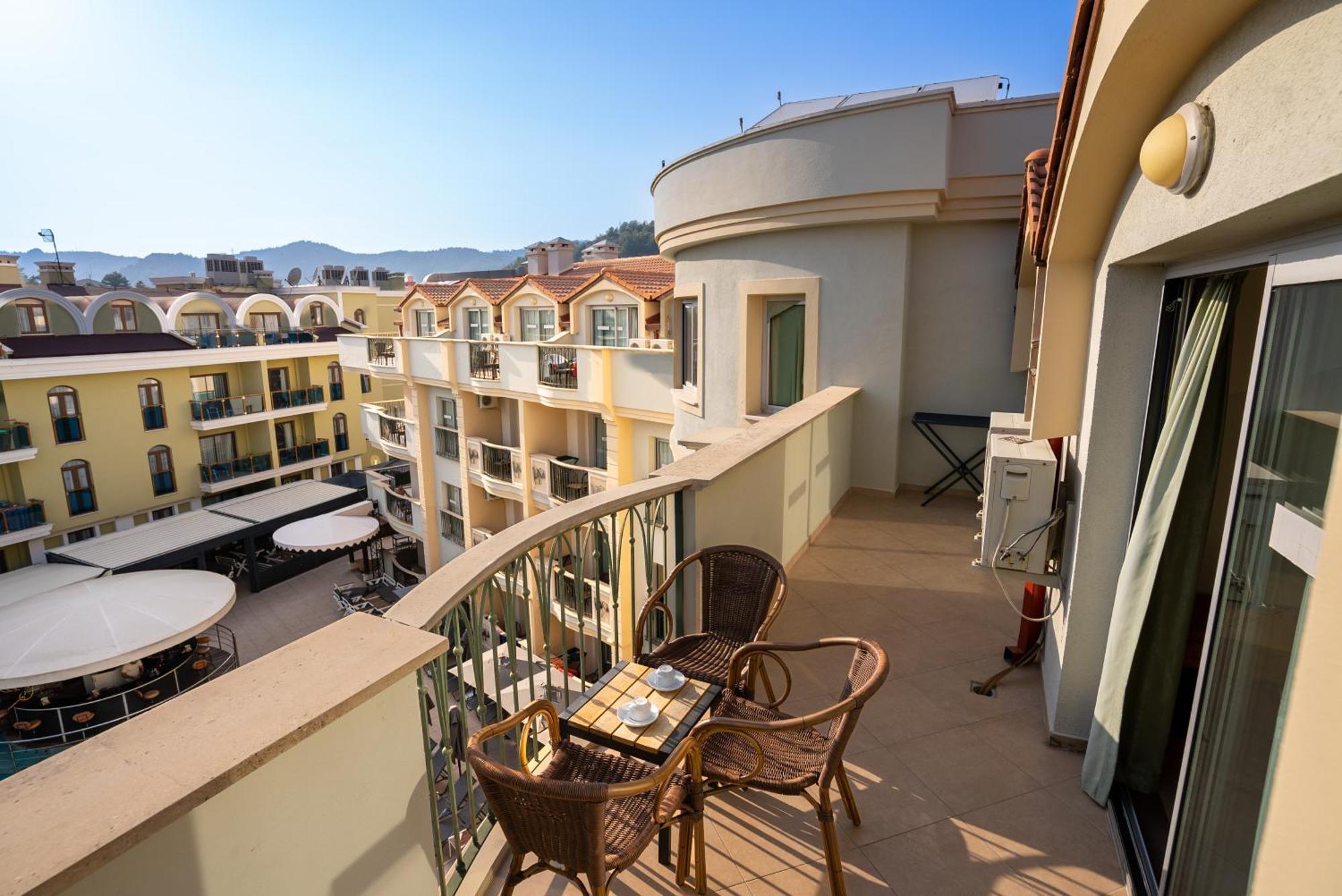 מרמריס Club Karakas Apart Otel מראה חיצוני תמונה