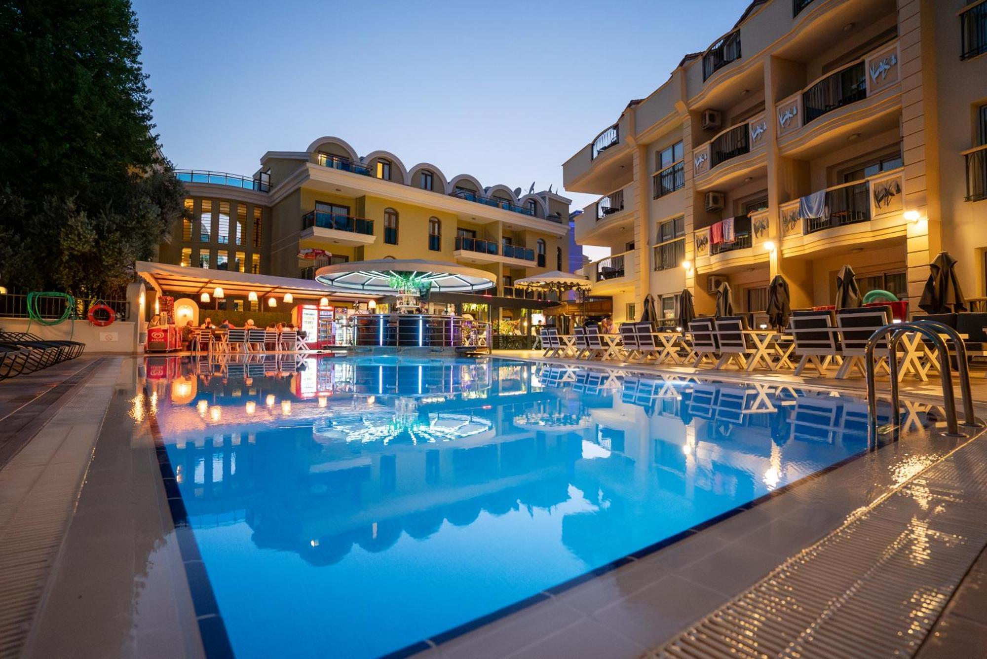 מרמריס Club Karakas Apart Otel מראה חיצוני תמונה