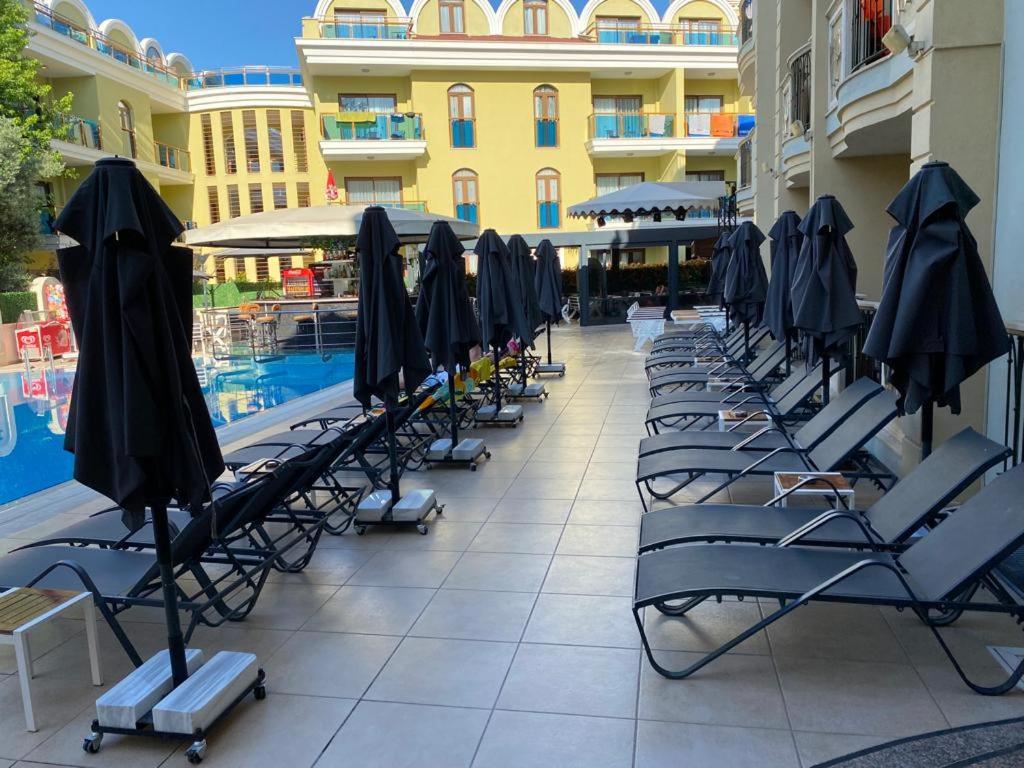 מרמריס Club Karakas Apart Otel מראה חיצוני תמונה