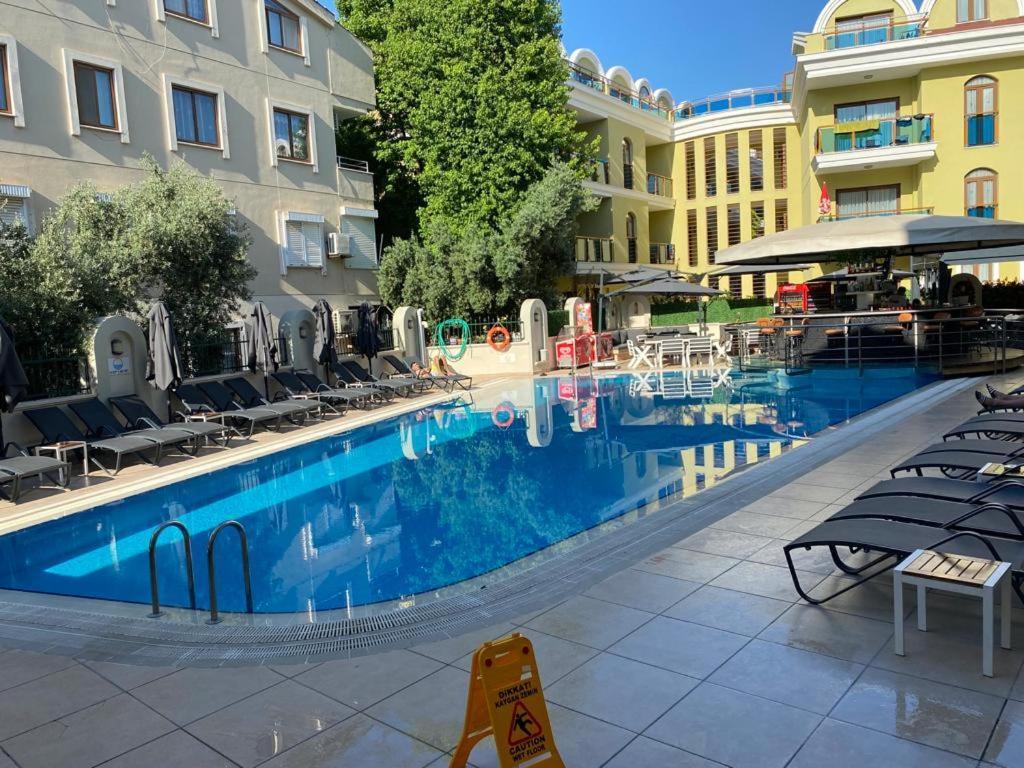 מרמריס Club Karakas Apart Otel מראה חיצוני תמונה