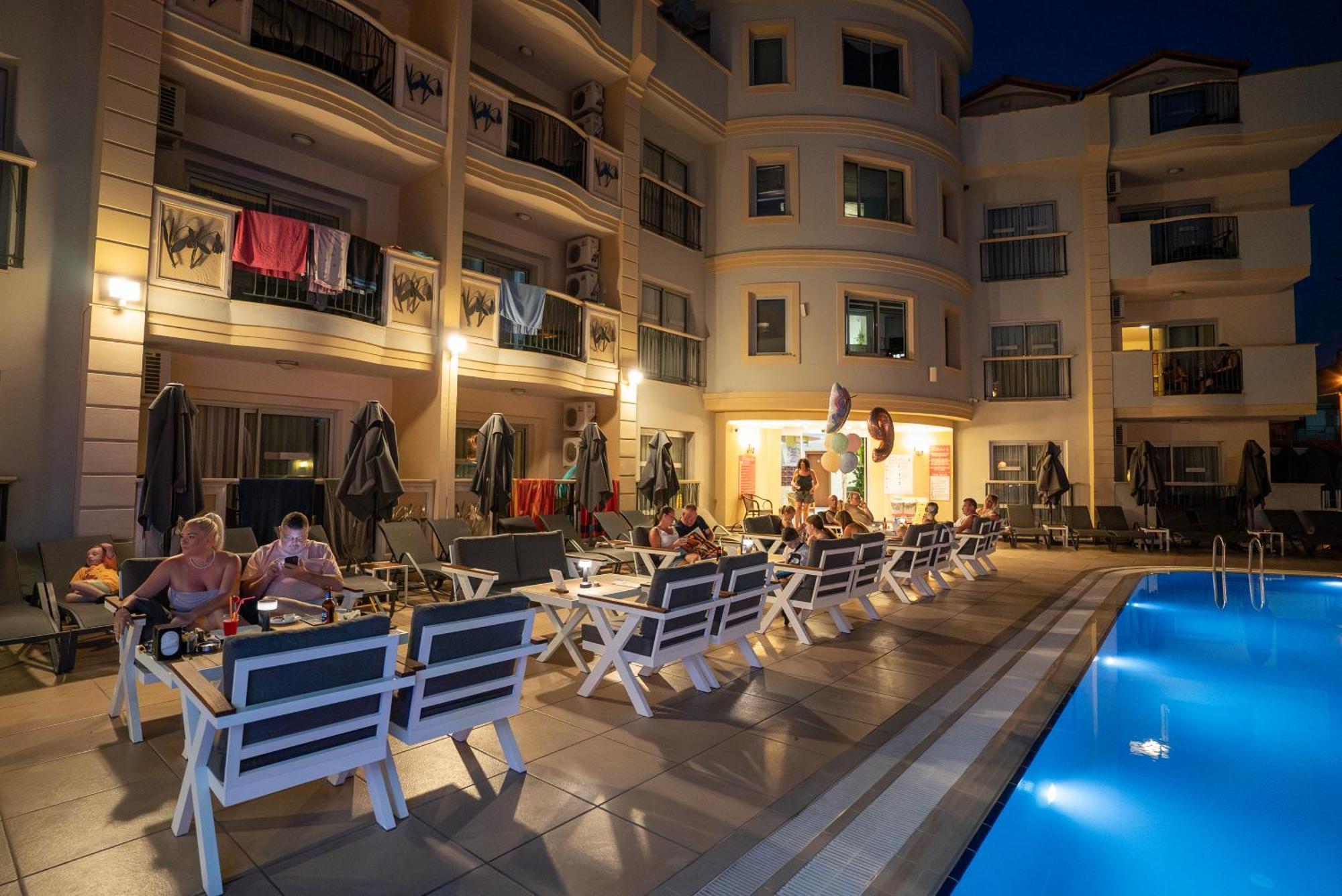 מרמריס Club Karakas Apart Otel מראה חיצוני תמונה