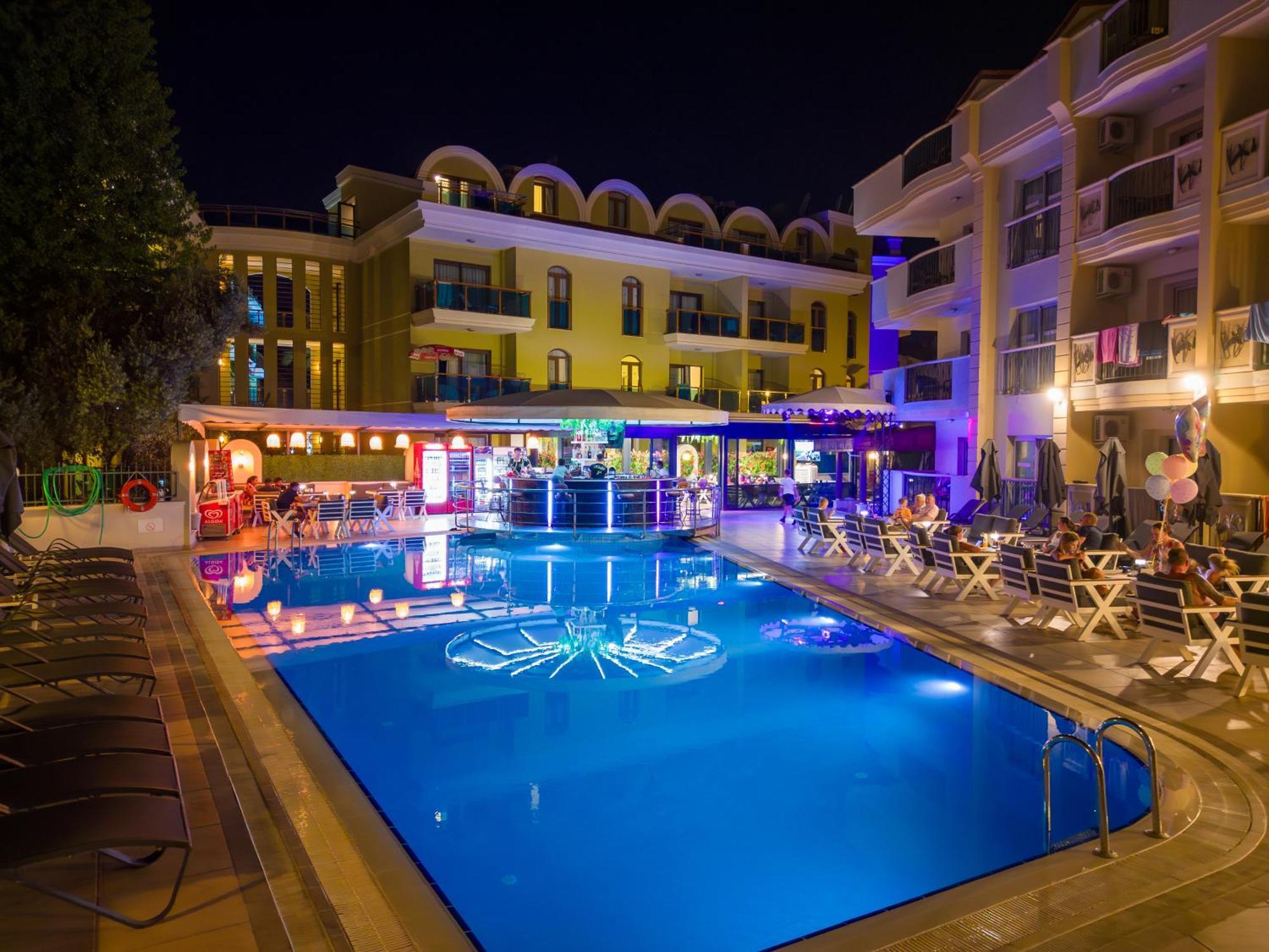 מרמריס Club Karakas Apart Otel מראה חיצוני תמונה